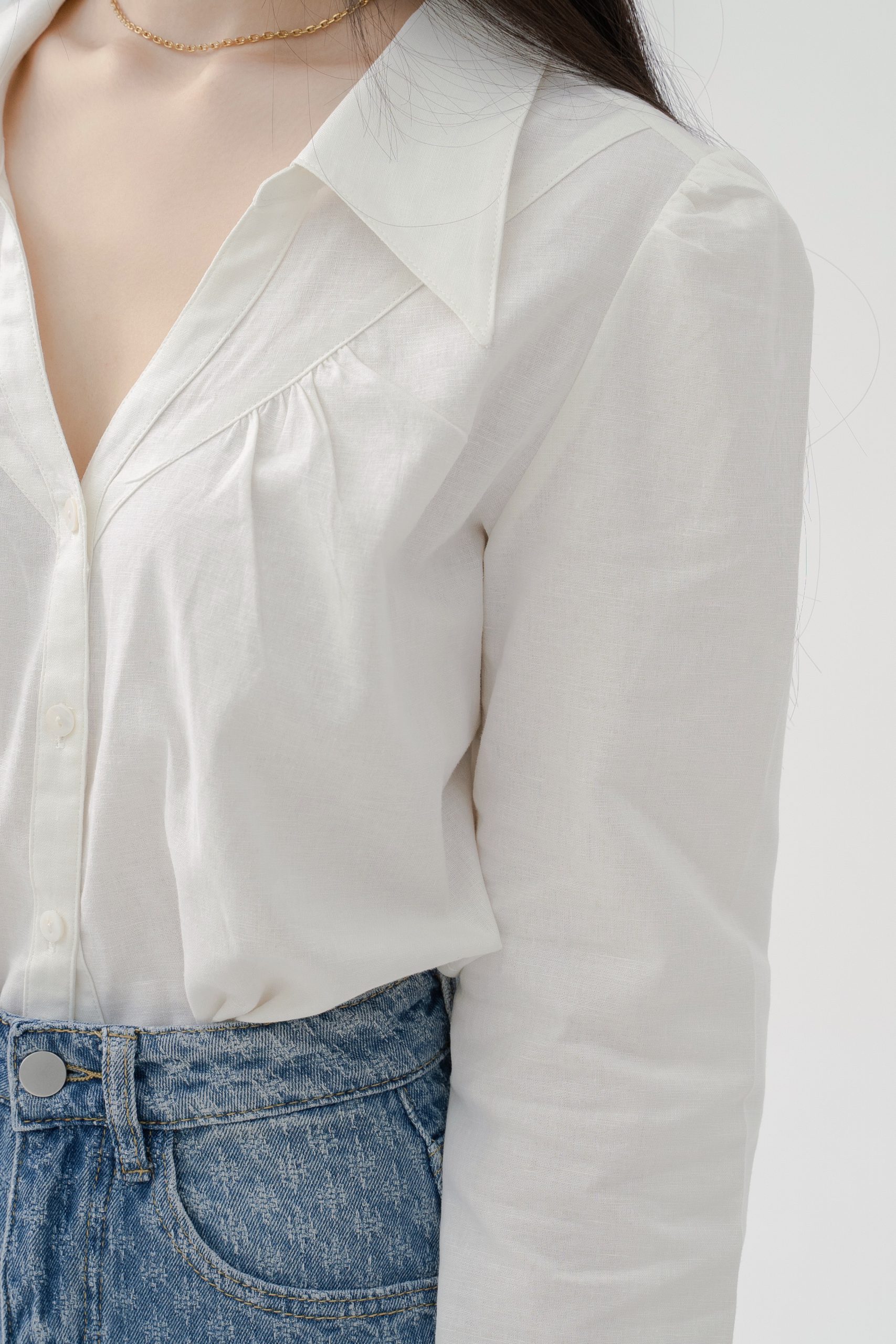 Bridget Classic long sleeve shirt in White – Hence Studio